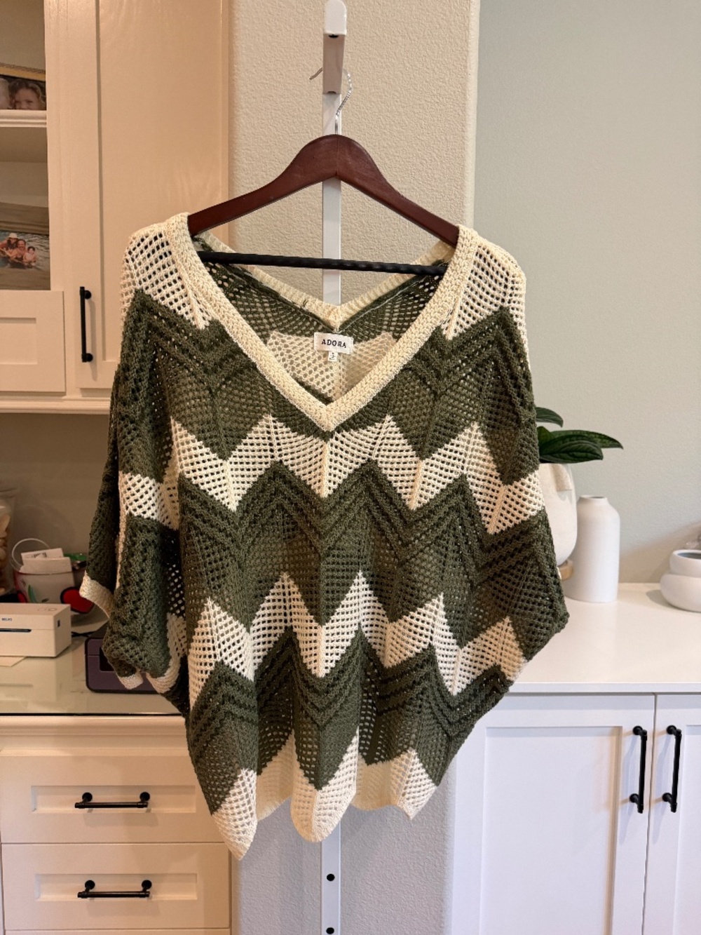 Adora sweater small Chevron off the shoulder NWOT